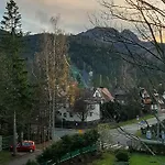 Oda ve Kahvaltı Narciarski Dworek 3*