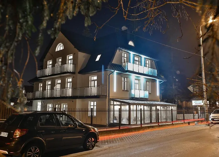 Narciarski Dworek Bed and breakfast 3*