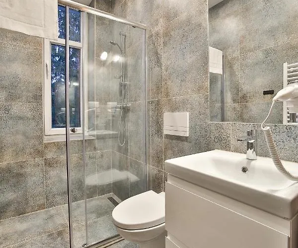 Narciarski Dworek Bed and breakfast 3*