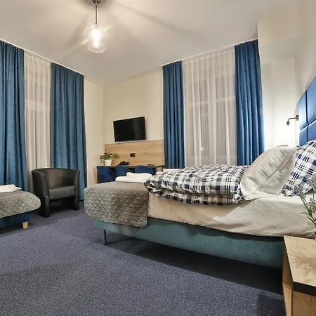 Nocleg ze śniadaniem Narciarski Dworek 3*