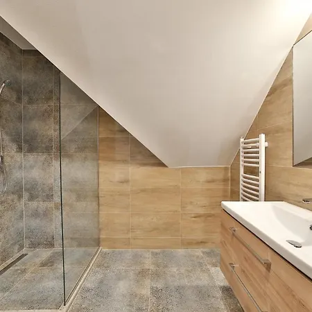 Bed and breakfast Narciarski Dworek 3*