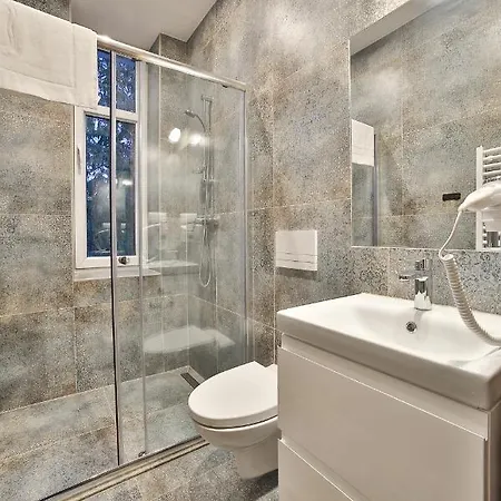 Narciarski Dworek Bed & Breakfast 3*